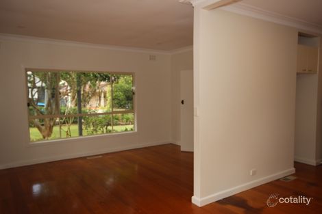 Property photo of 39 Rosstrevor Crescent Mitcham VIC 3132