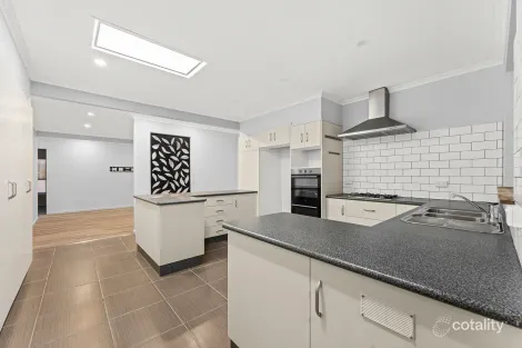 50 Central Ave, Oak Flats, NSW 2529