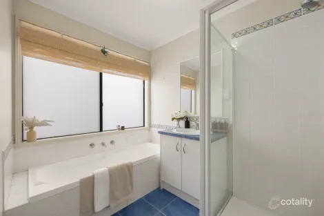 Property photo of 6 Barnes Place Sunbury VIC 3429