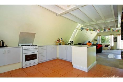 Property photo of 9 Yambill Avenue Rosebud VIC 3939