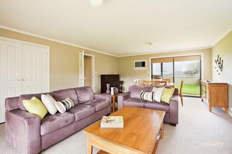 Property photo of 15 Kanowna Street Hallett Cove SA 5158