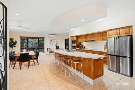 Property photo of 19 Springmeadow Close Brinsmead QLD 4870
