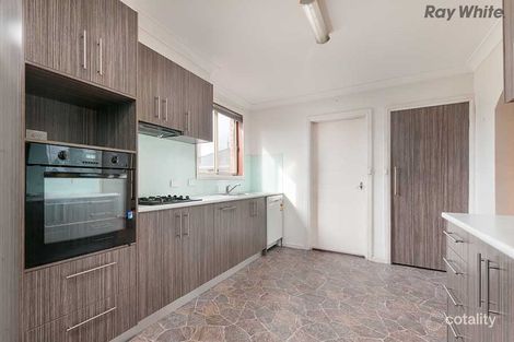 Property photo of 26 Eddie Street St Albans VIC 3021