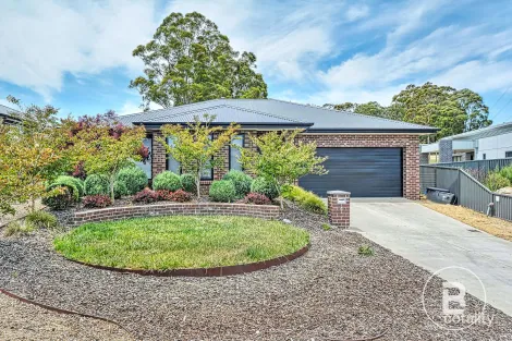 4 Holmsgarth Ct, Brown Hill, VIC 3350