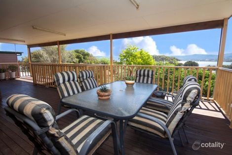 Property photo of 27 Primbee Crescent Primbee NSW 2502