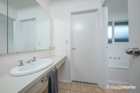Property photo of 19 Fisher Court Sunbury VIC 3429