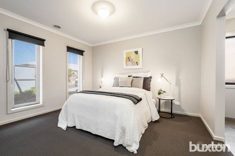 Property photo of 42 Decourcy Way Armstrong Creek VIC 3217
