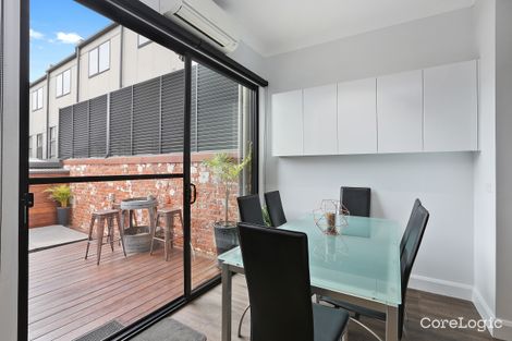 Property photo of 53 Little Ryrie Street Geelong VIC 3220