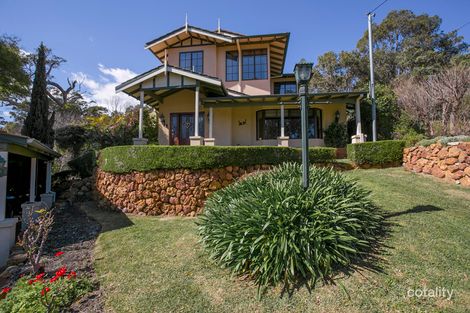 Property photo of 16 Maxine Court Lesmurdie WA 6076