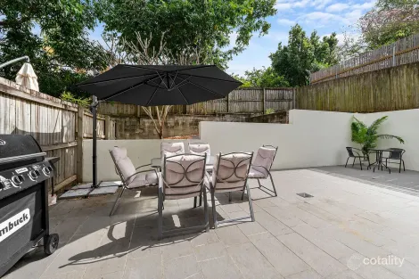 Property photo of 1/2 Riverton Street Clayfield QLD 4011