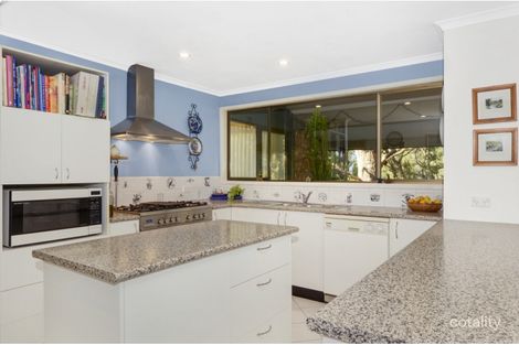 Property photo of 7 Birrabang Avenue Summerland Point NSW 2259