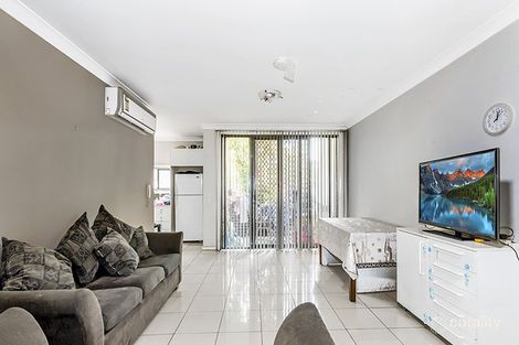 Property photo of 1/12-14 Clifton Street Blacktown NSW 2148