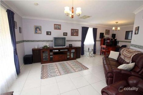 Property photo of 21 Gunn Drive Estella NSW 2650