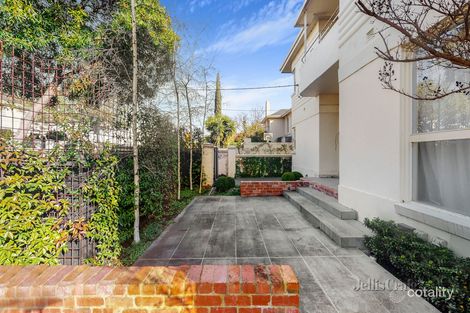 Property photo of 1/33 Bruce Street Toorak VIC 3142