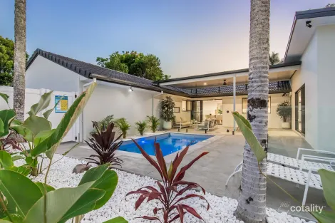 Property photo of 16 Mayjohn Avenue Carrara QLD 4211