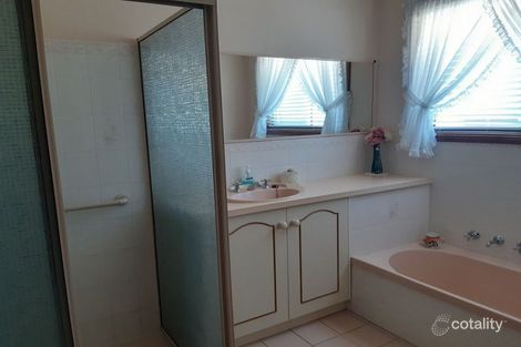 Property photo of 4 Hawk Place Mount Gambier SA 5290