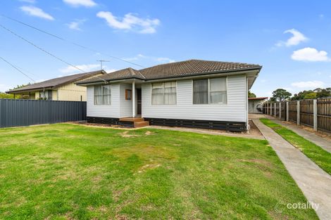 Property photo of 44 Overend Crescent Sale VIC 3850