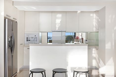 Property photo of 11/95 Elizabeth Bay Road Elizabeth Bay NSW 2011
