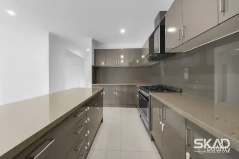 Property photo of 12 Dorcas Road Mickleham VIC 3064