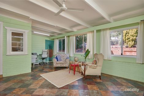 Property photo of 46 Railway Street Turvey Park NSW 2650