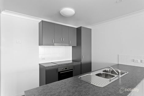 Property photo of 2/92 Sanctuary Drive Cranley QLD 4350