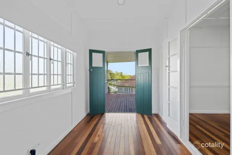 Property photo of 67 Porteus Drive Seven Hills QLD 4170