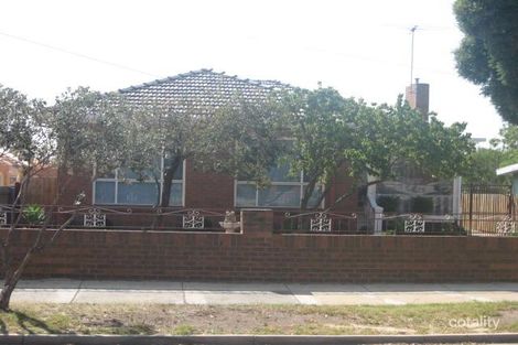 26 Ivanhoe Ave, St Albans, VIC 3021