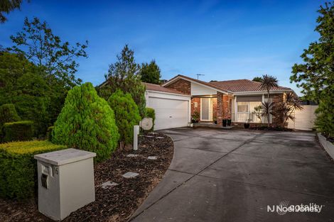 Property photo of 16 Lakeside Crescent Croydon Hills VIC 3136