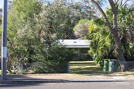 17 Sunrise Ave, Budgewoi, NSW 2262