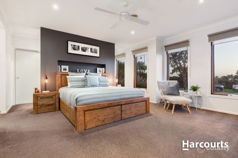 Property photo of 30 Whistler Drive Berwick VIC 3806