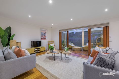 Property photo of 11 St Georges Court Glen Waverley VIC 3150