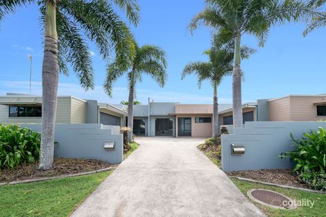 2/6 Whitehaven Dr, Blacks Beach, QLD 4740