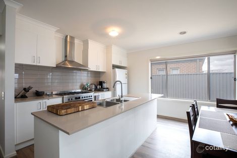 Property photo of 28 Monaghan Terrace Alfredton VIC 3350