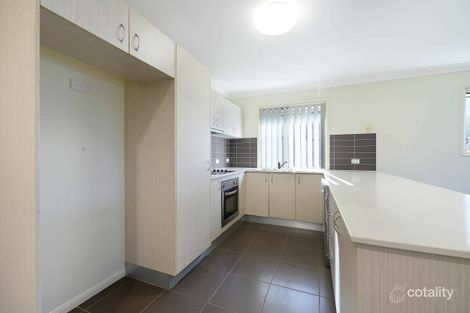 Property photo of 33 Whitehaven Drive Blacks Beach QLD 4740