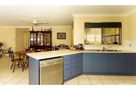 Property photo of 7 Popple Point Place Springfield Lakes QLD 4300