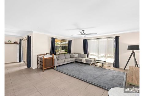 Property photo of 53 Sunset Drive Glenvale QLD 4350