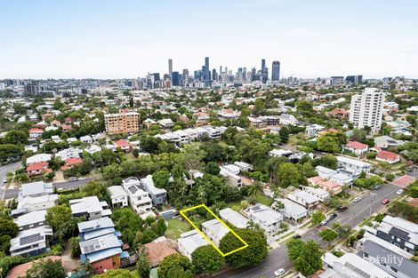 62 Gray Rd, West End, QLD 4101