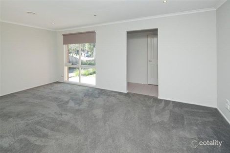 Property photo of 1/78 Endeavour Drive Cranbourne North VIC 3977