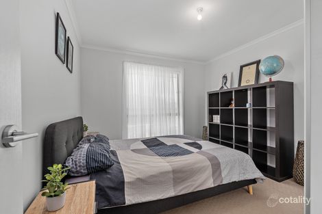 Property photo of 2 Erie Drive Seaford Meadows SA 5169