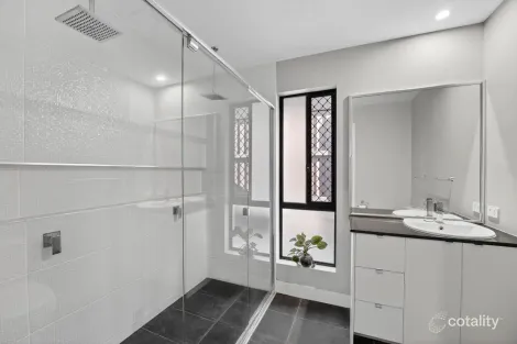 Property photo of 3 Haywood Way Flagstone QLD 4280