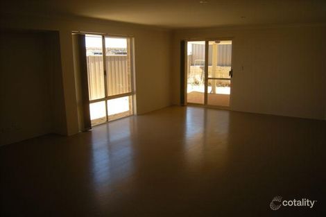 Property photo of 21 Jeffrey Loop Brookdale WA 6112