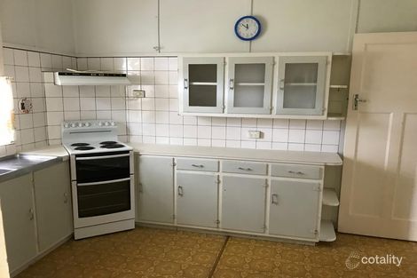 Property photo of 158 Holberton Street Newtown QLD 4350