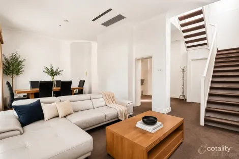 145 WILTSHIRE DR, KEW, VIC 3101