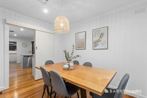 Property photo of 39 Meadowgate Drive Chirnside Park VIC 3116