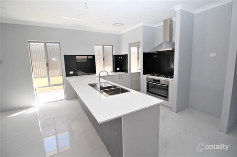 Property photo of 6 Dusk Street Wellard WA 6170