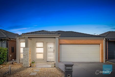 Property photo of 38 City Vista Court Fraser Rise VIC 3336