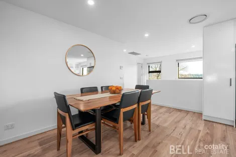 Property photo of 16 Cobden Crescent Lilydale VIC 3140