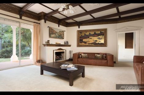 11 Wandella St, Chapel Hill, QLD 4069