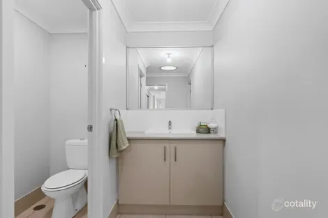 Property photo of 3 Hill Road Plainland QLD 4341