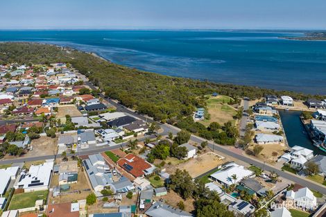 Property photo of 68 Queen Parade Wannanup WA 6210
